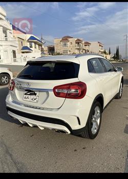 مێرسێدس بێنز GLA